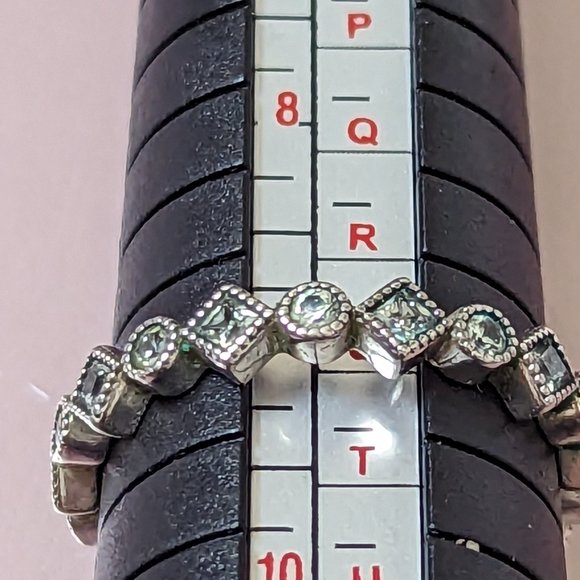 Pandora Alluring Brilliant Princess Ring - Picture 12 of 16